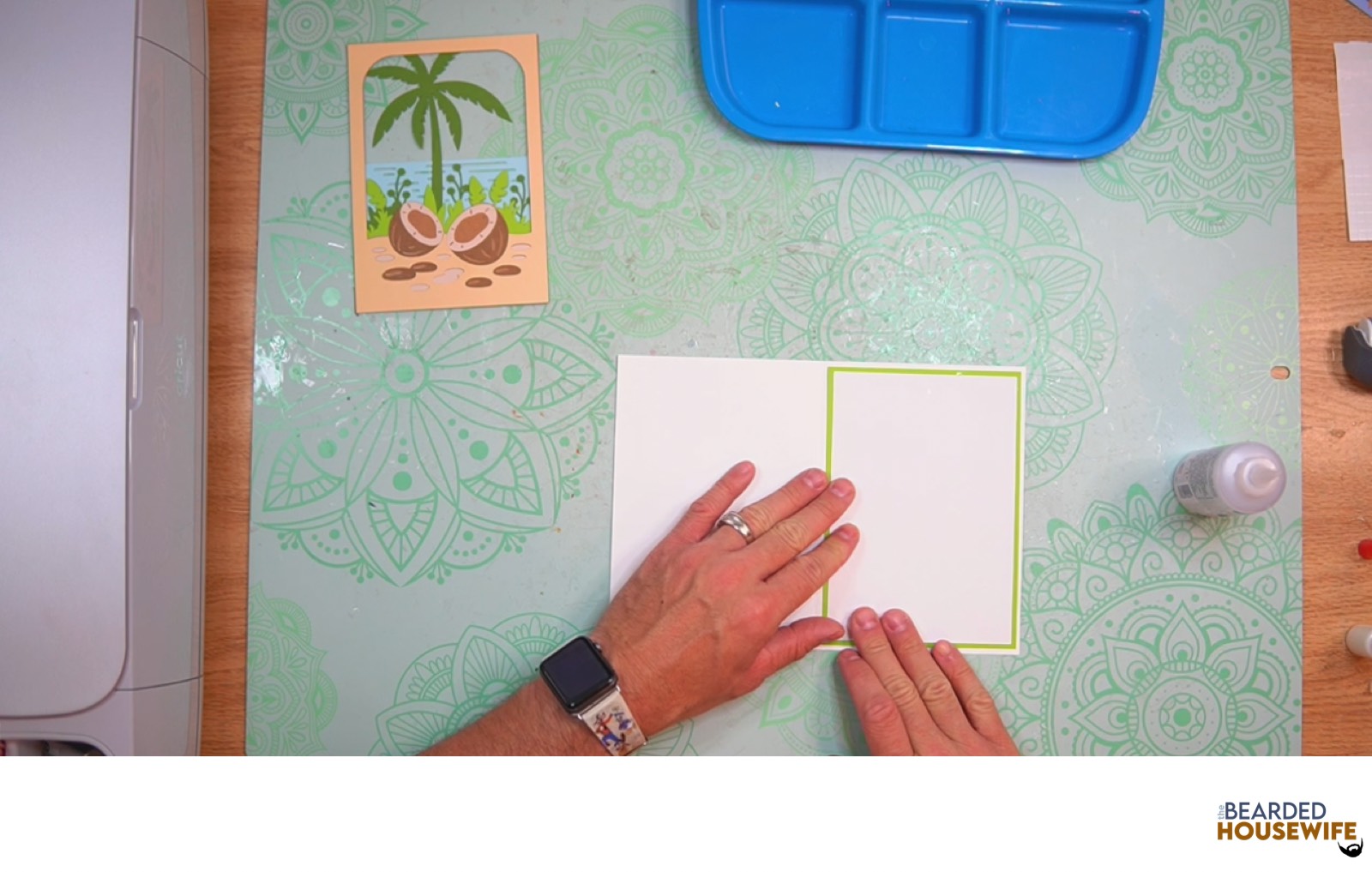 add the messaging panel to the inside of the card