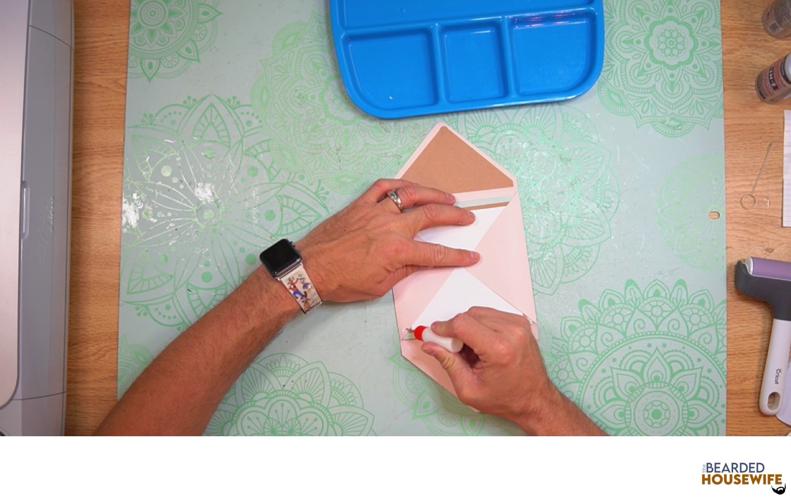 add glue to the bottom of the side flaps