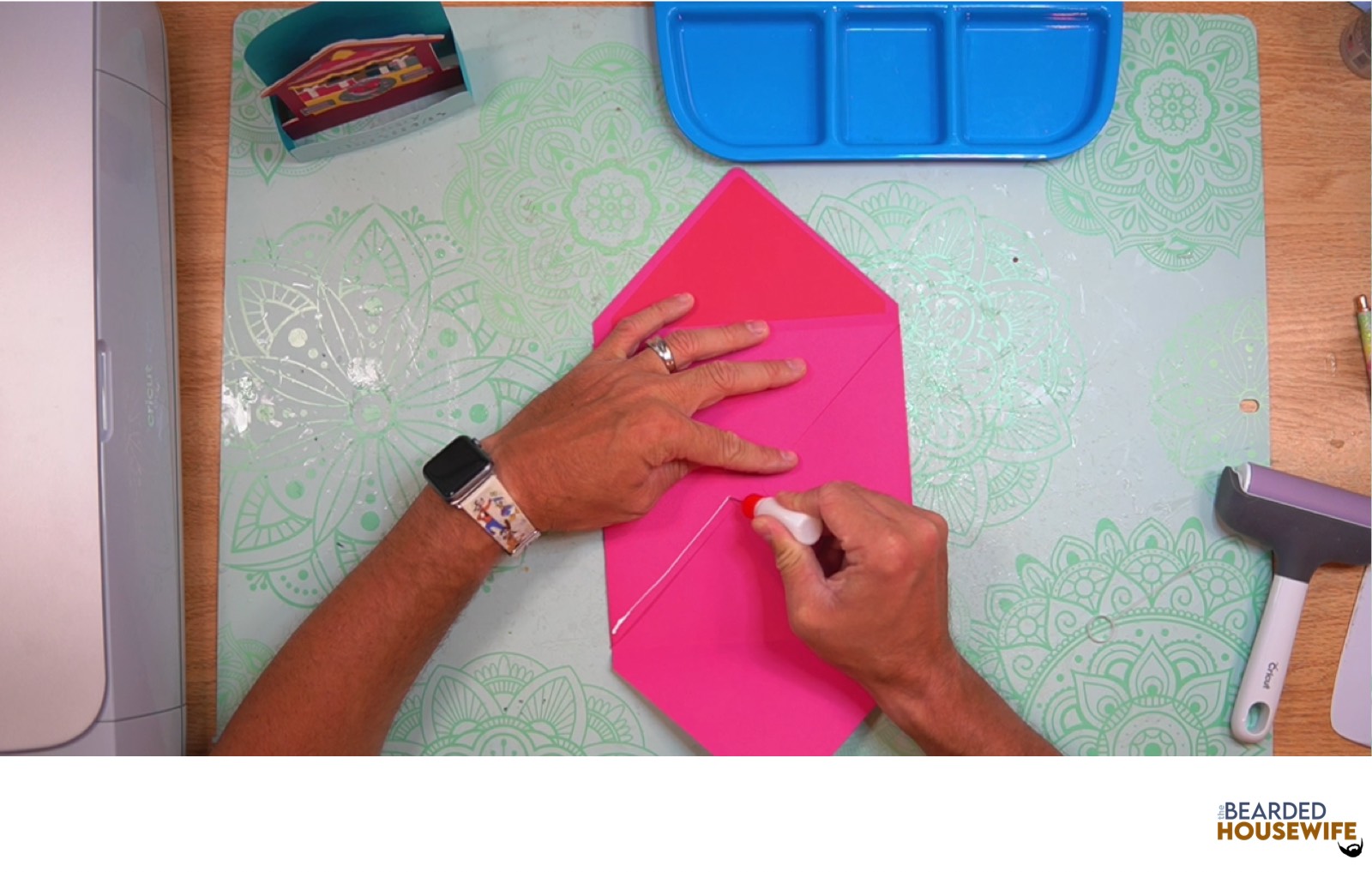 add glue to the bottom of the side flaps