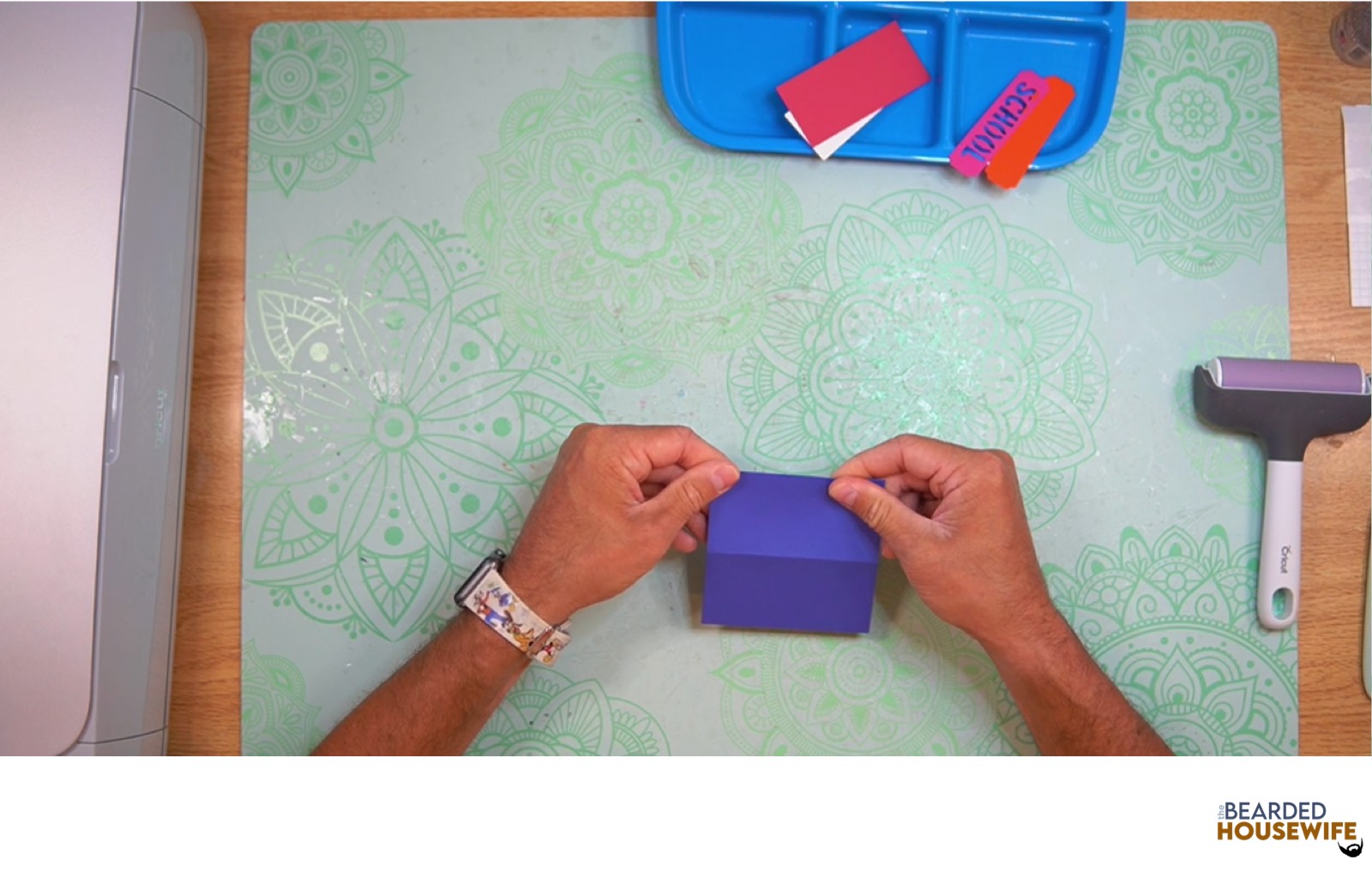 fold the card base