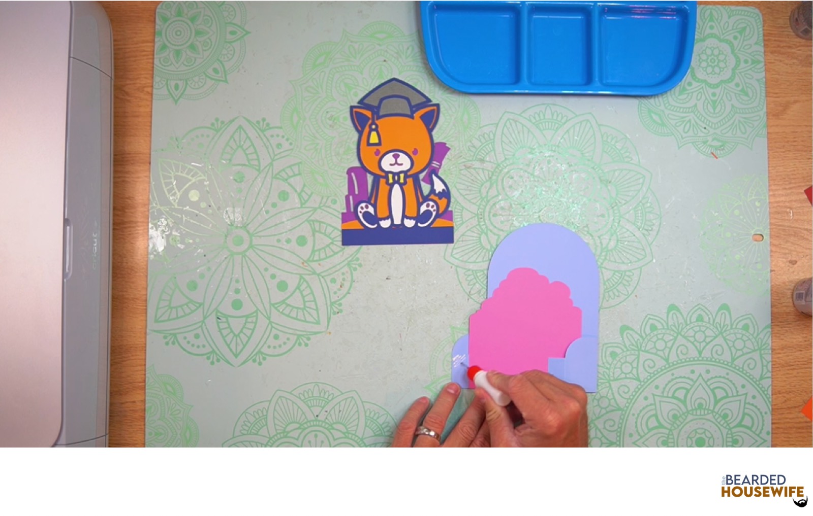 add glue to the left tab