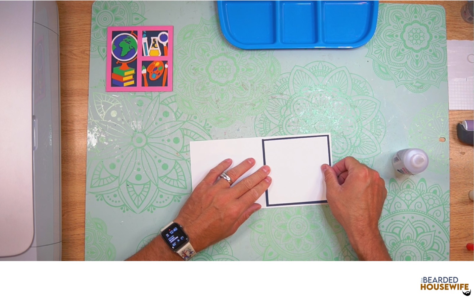 attach the messaging panel