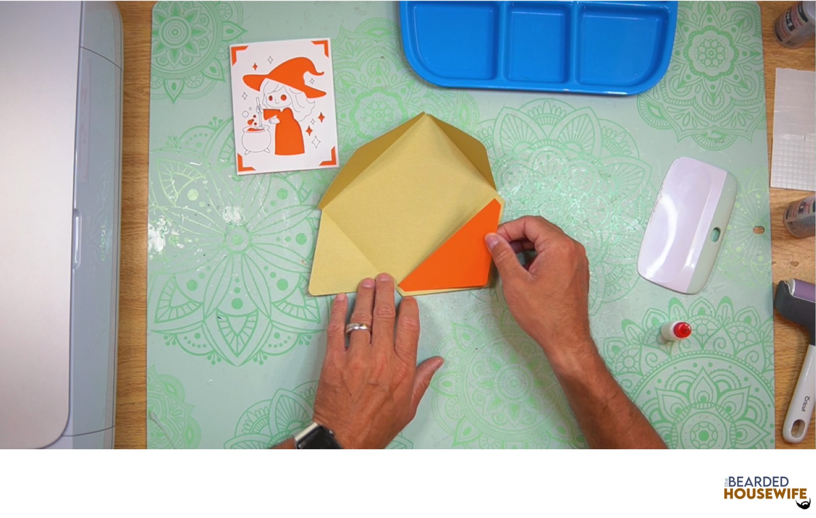add the inlay over the envelope