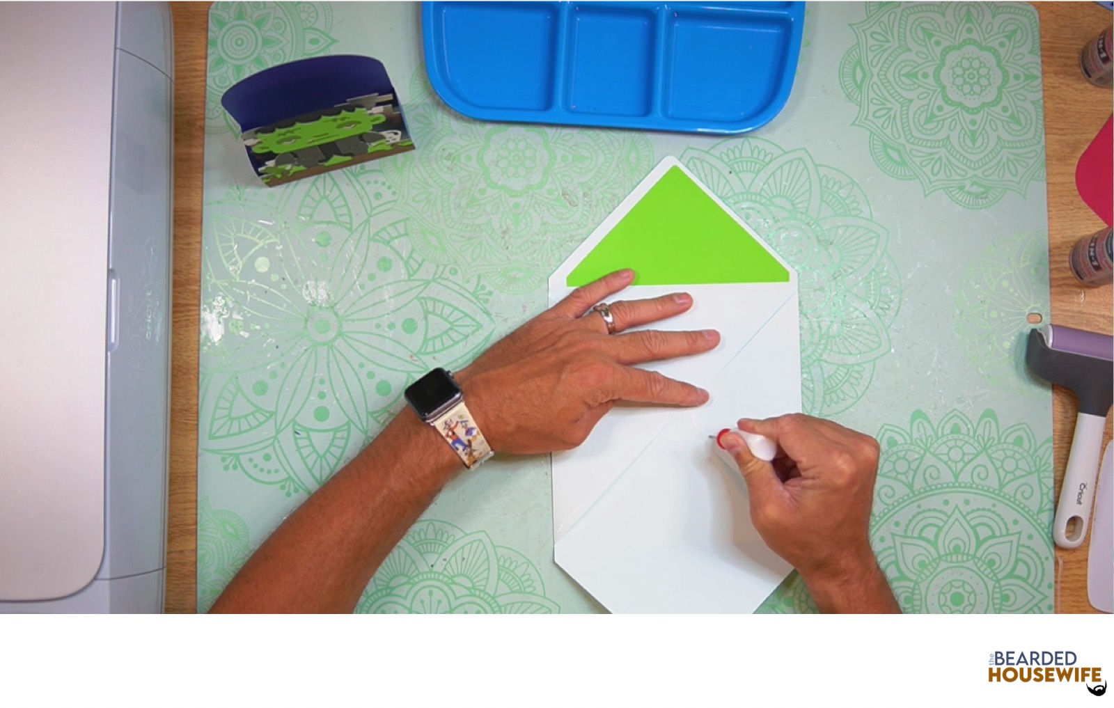 add glue to the bottom of the side flaps