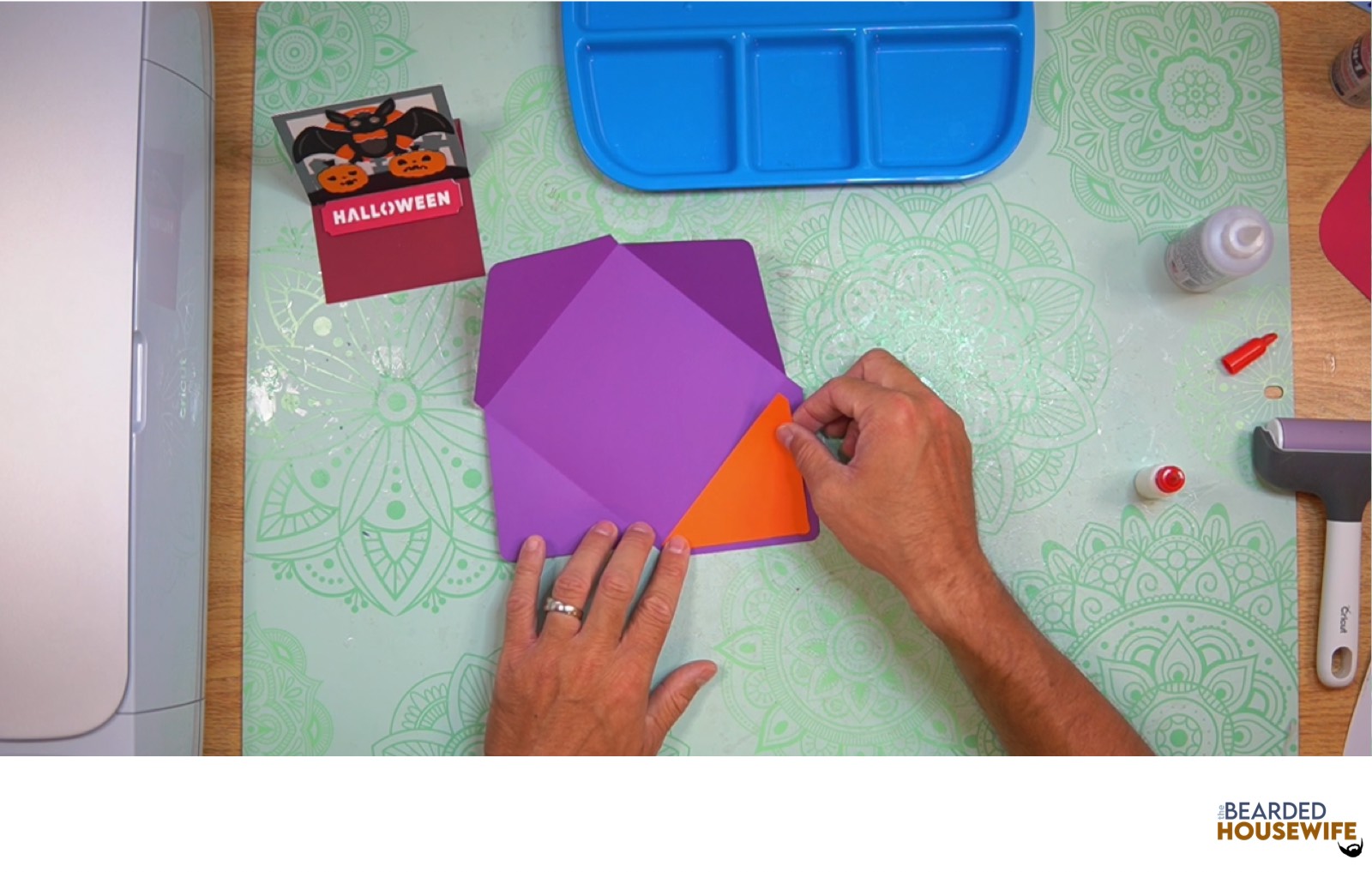 attach the inlay to the envelope