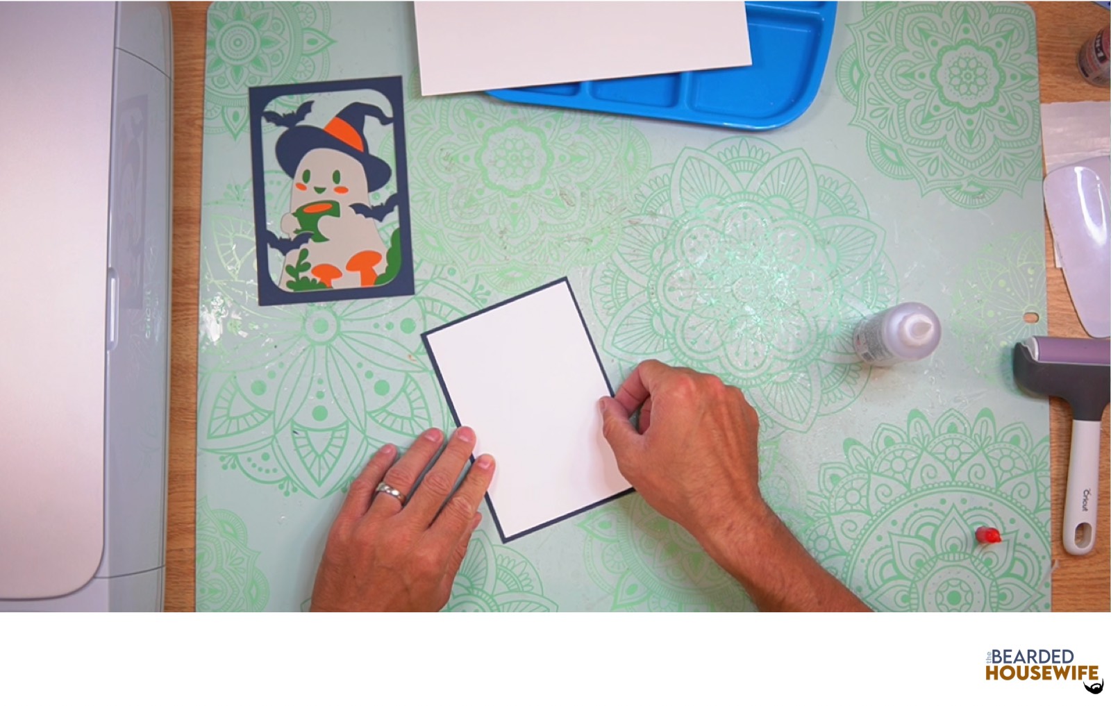 layer the messaging panel