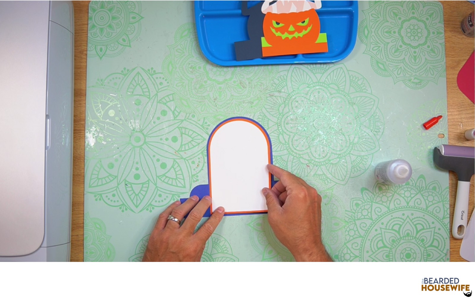 add the messaging panel to the back of the card