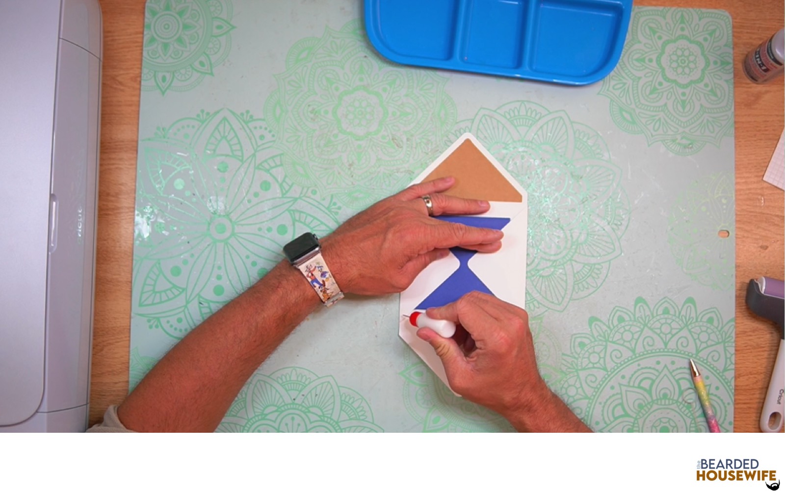 add glue to the bottom of the side flaps