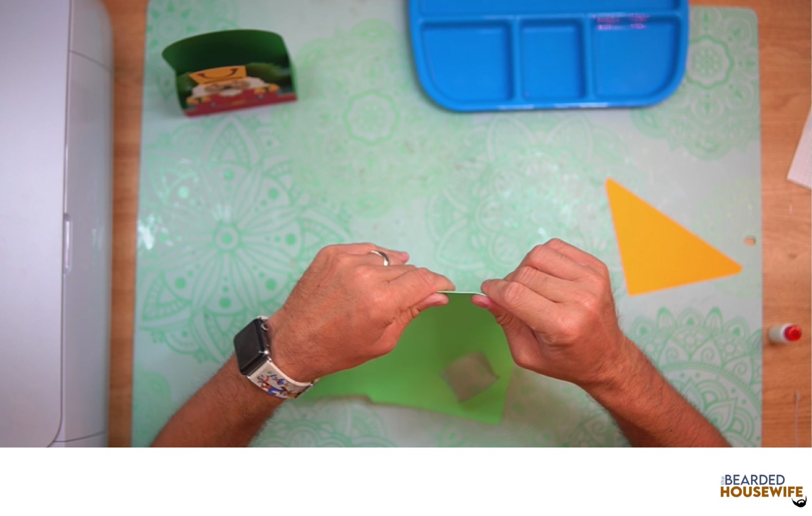 fold the envelope along the score lines