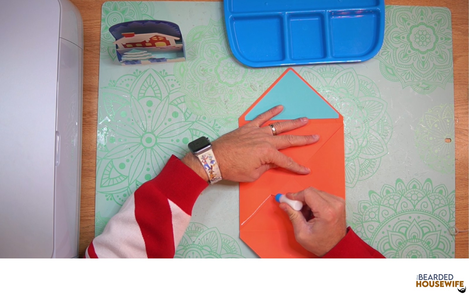 add glue to the bottom of the side flaps