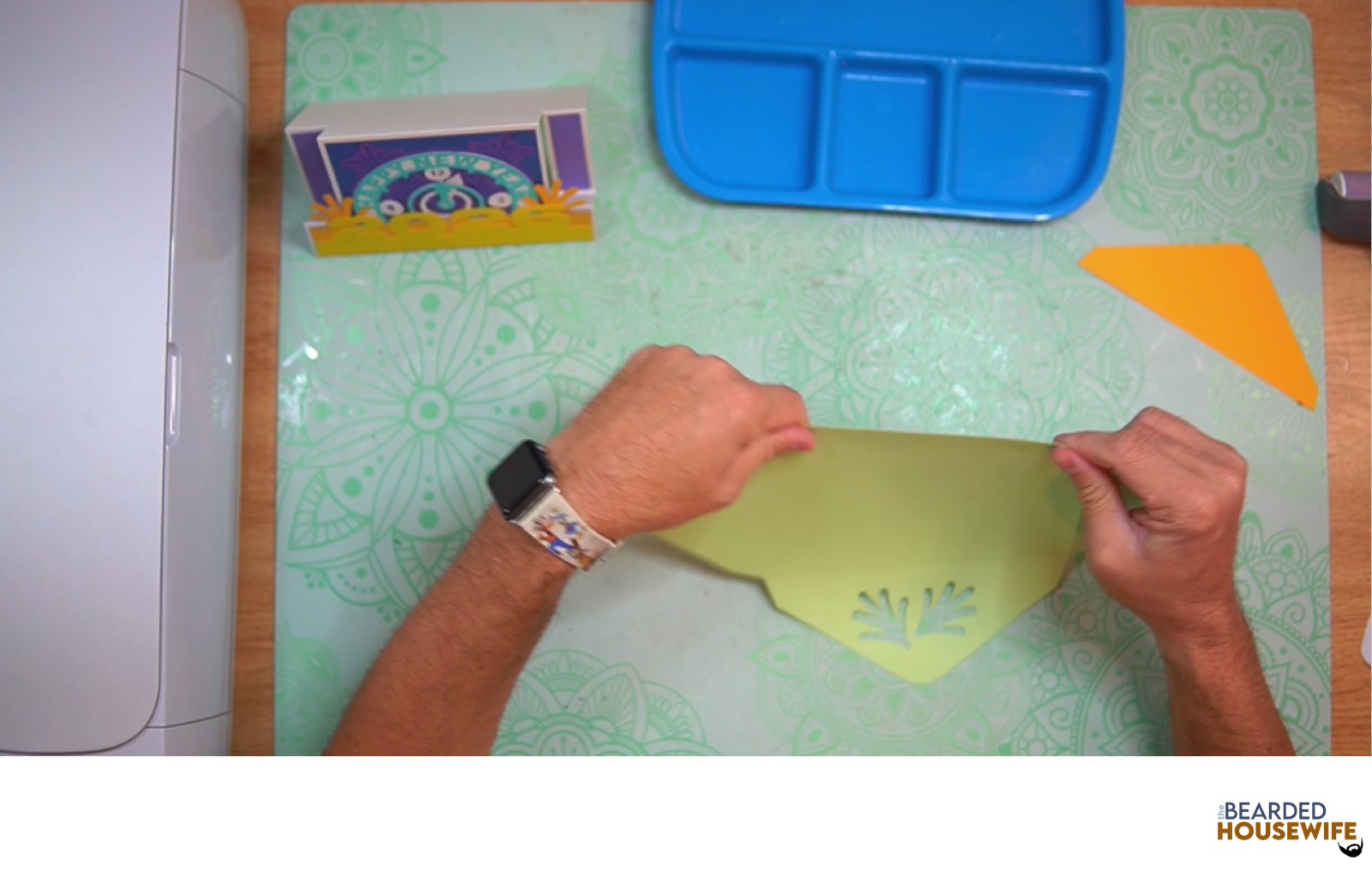 fold the envelope along the score lines