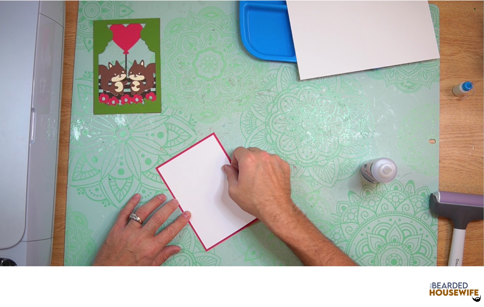 layer the messaging panel