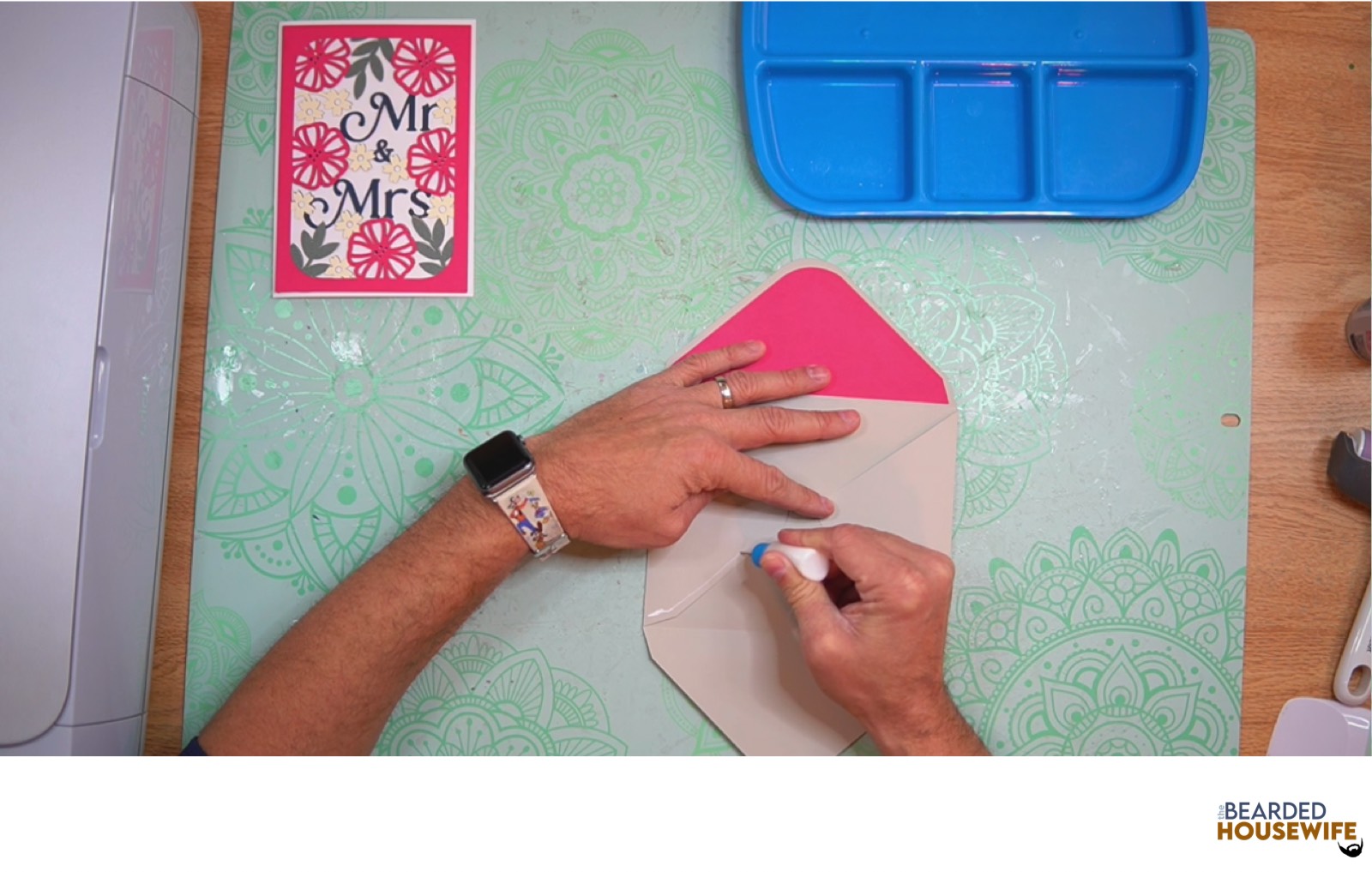 add glue to the bottom of the side flaps