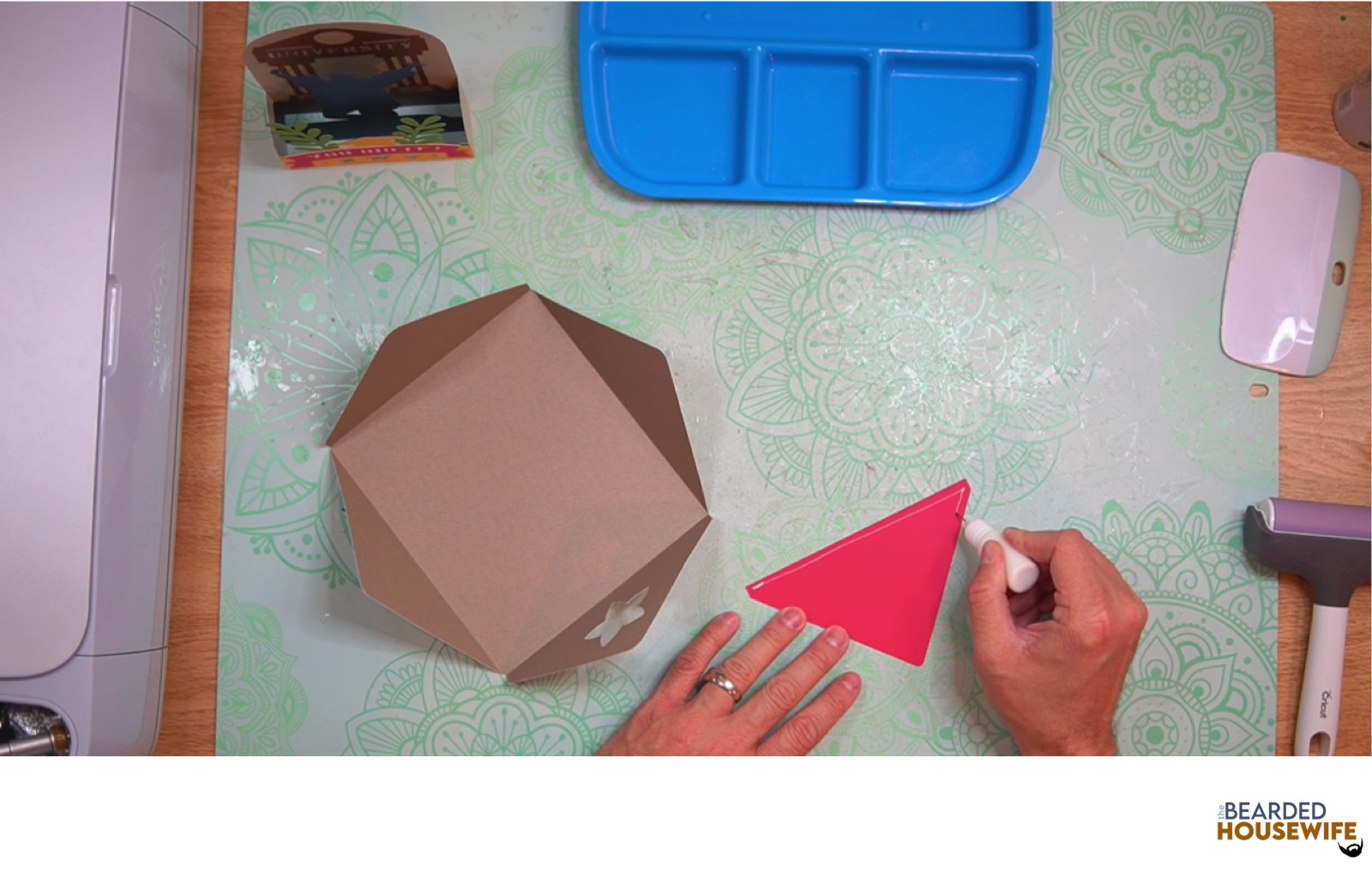 add glue to the inlay panel