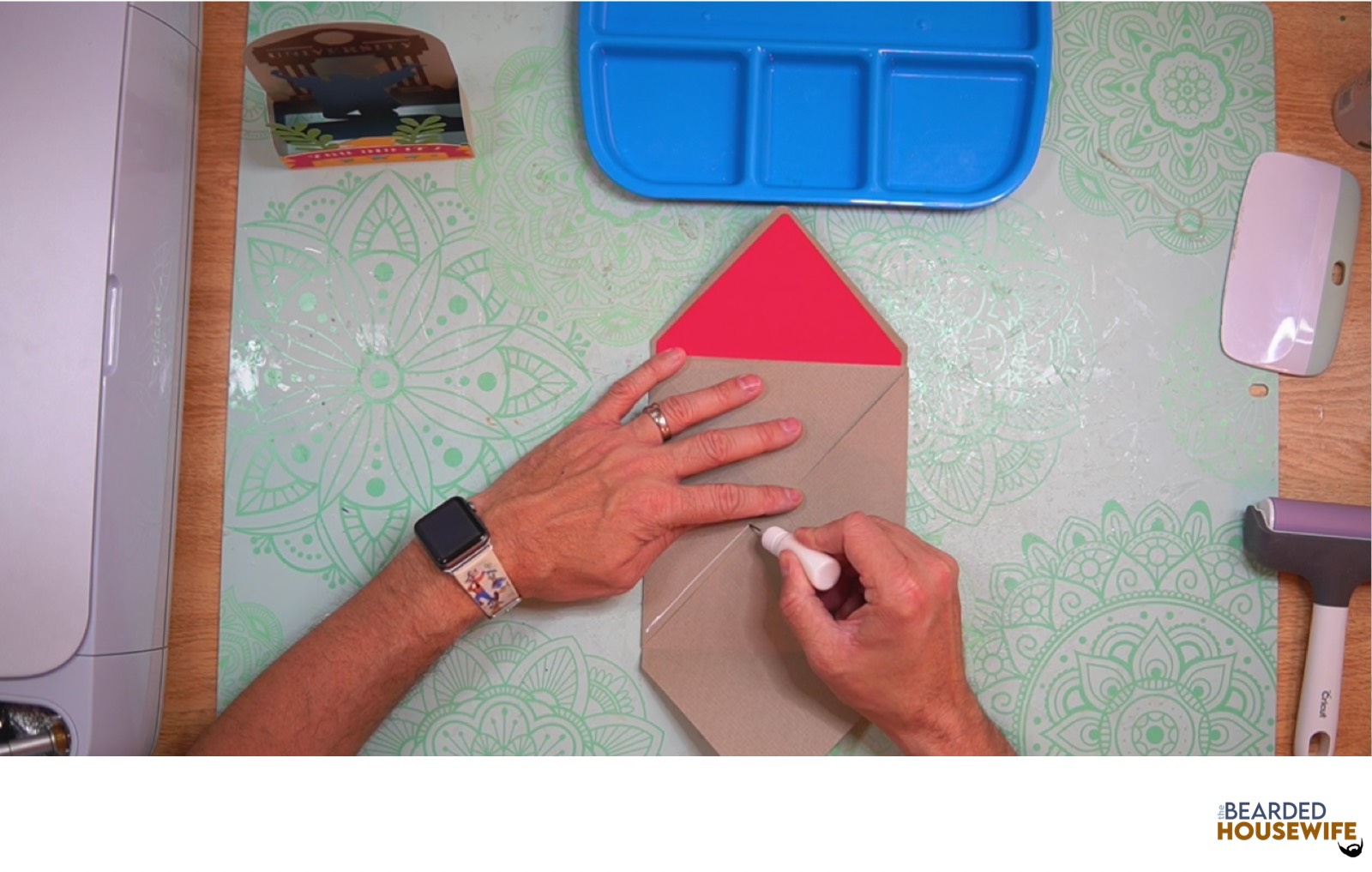 add glue to the bottom of the side flaps