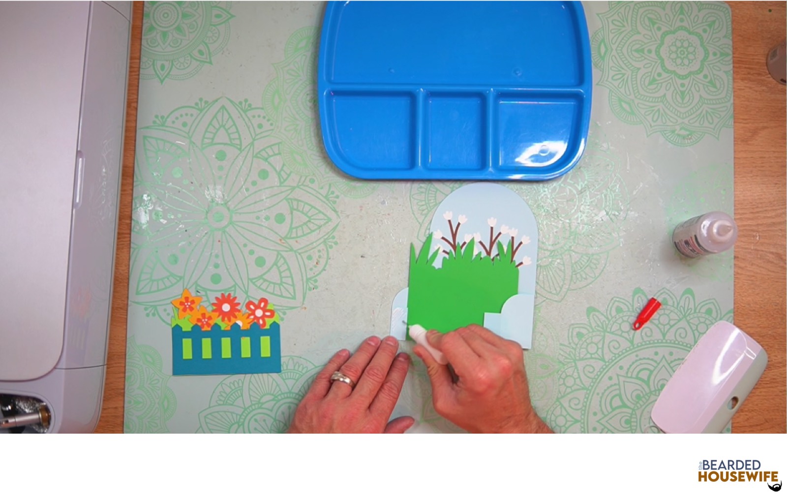 add glue to the left front tab