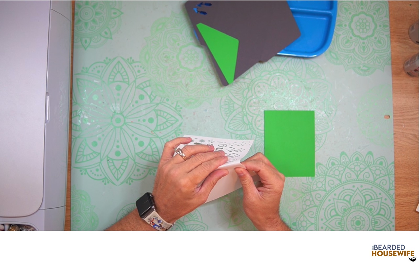 fold the card base