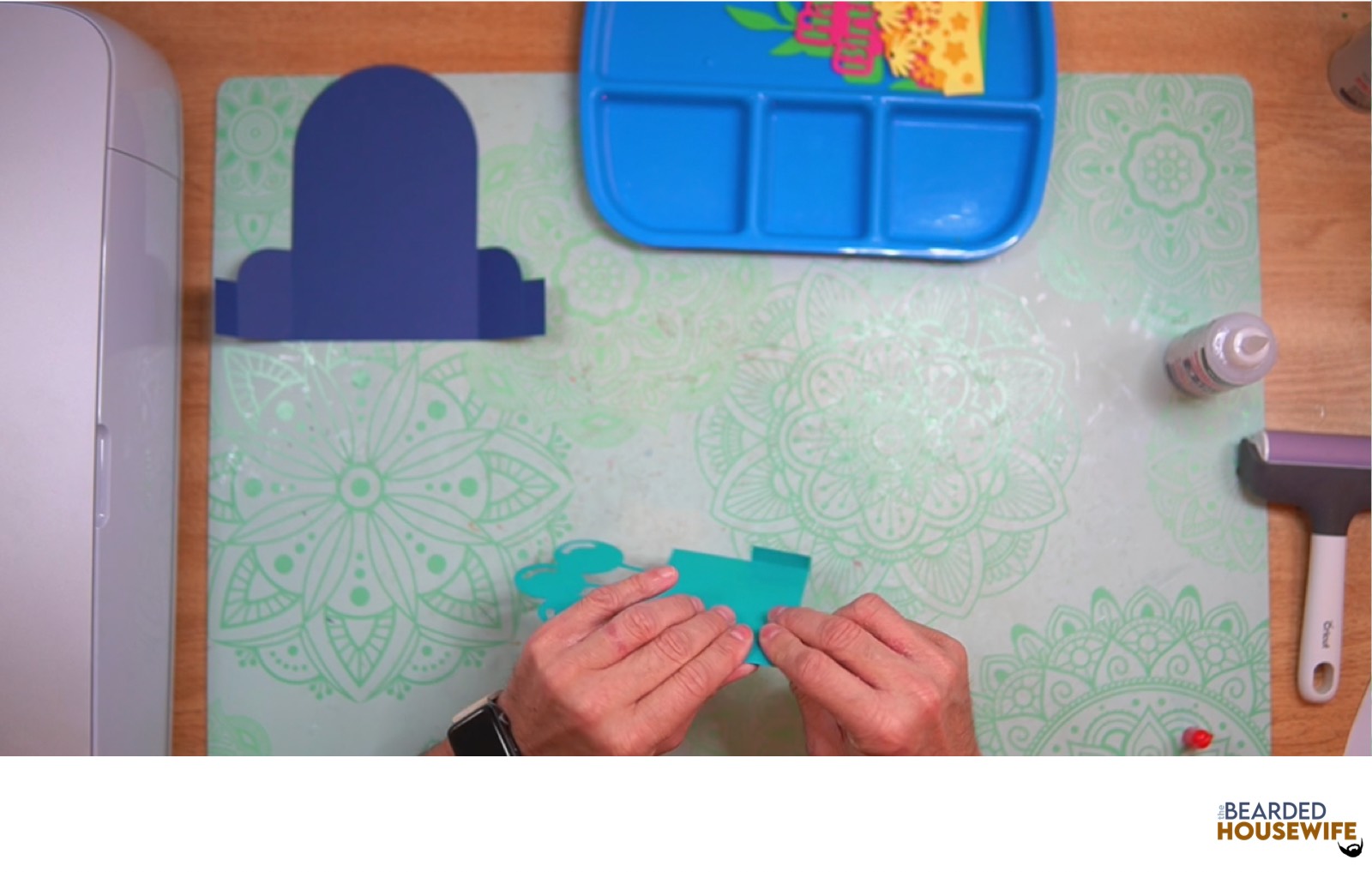 fold the inside tab piece