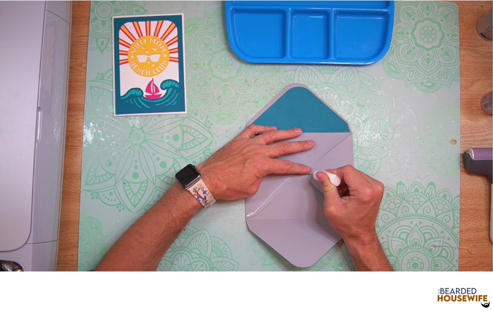 add glue to the bottom of the side flaps