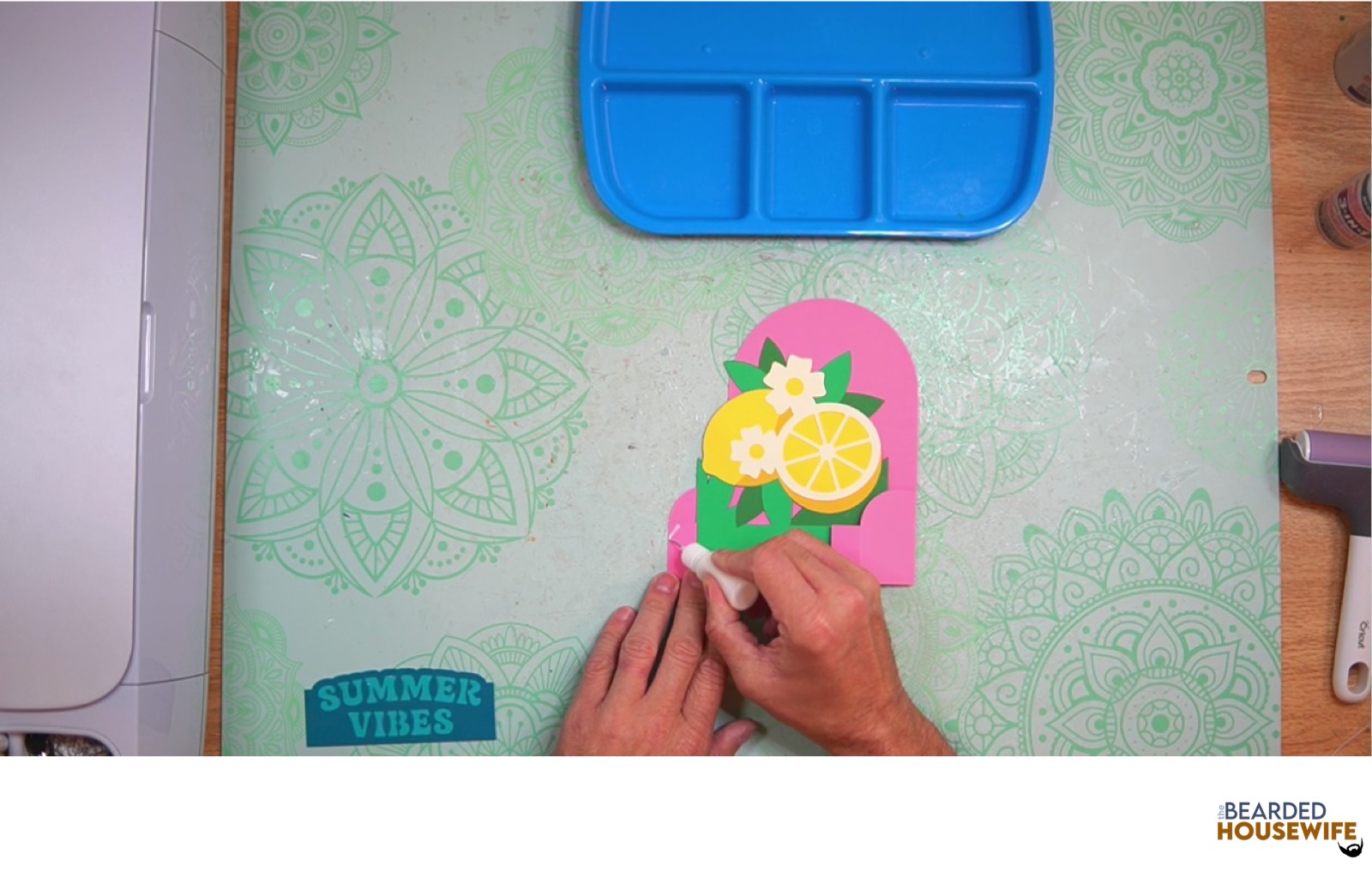 add glue to the front left tab