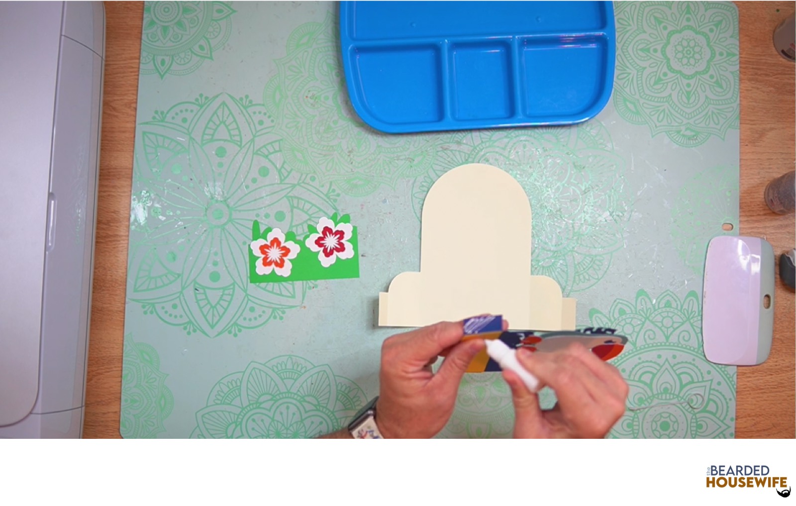add glue to the left tab