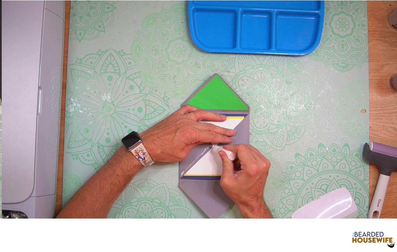 add glue to the bottom of the side flaps
