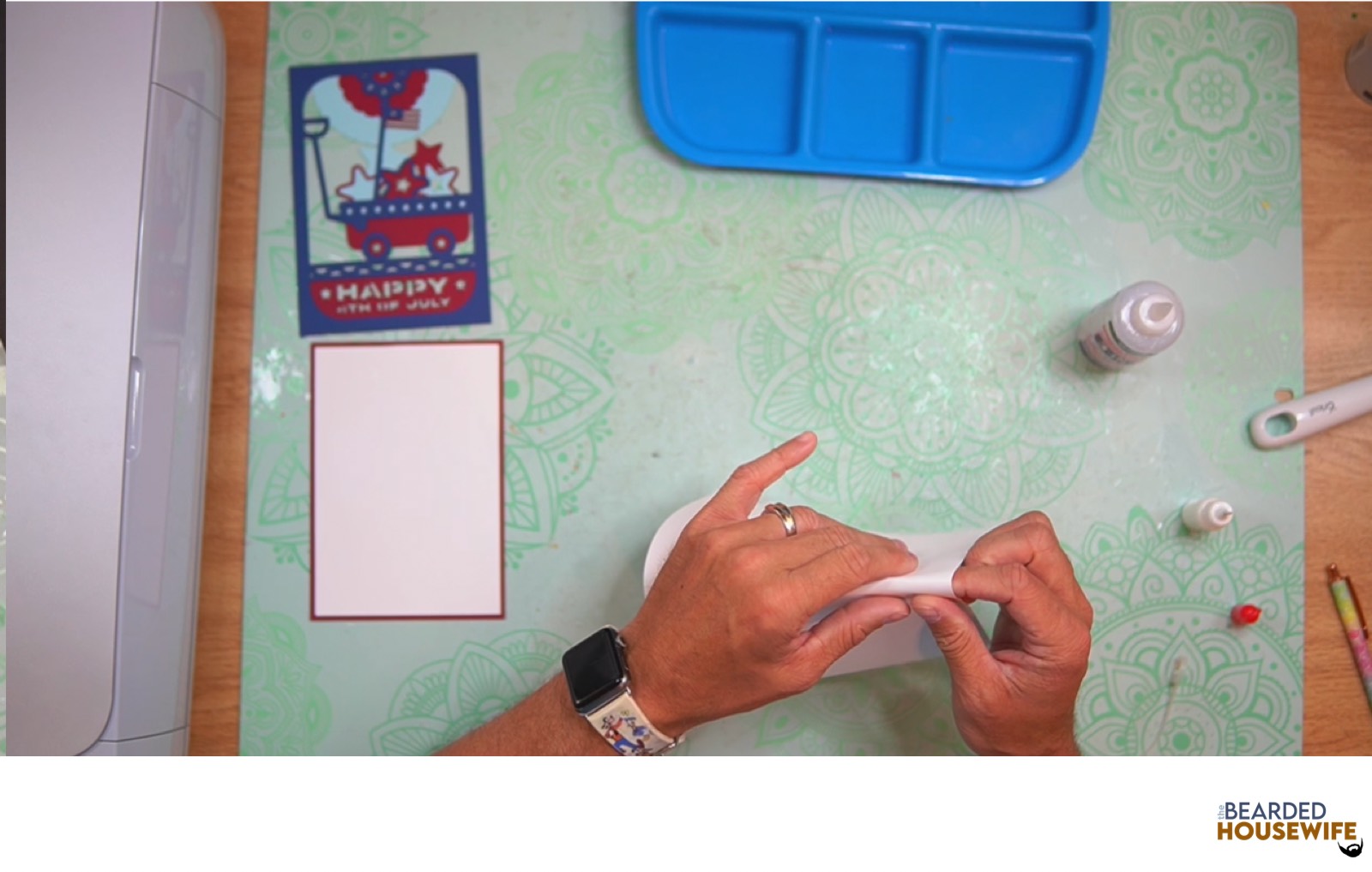 fold the card base
