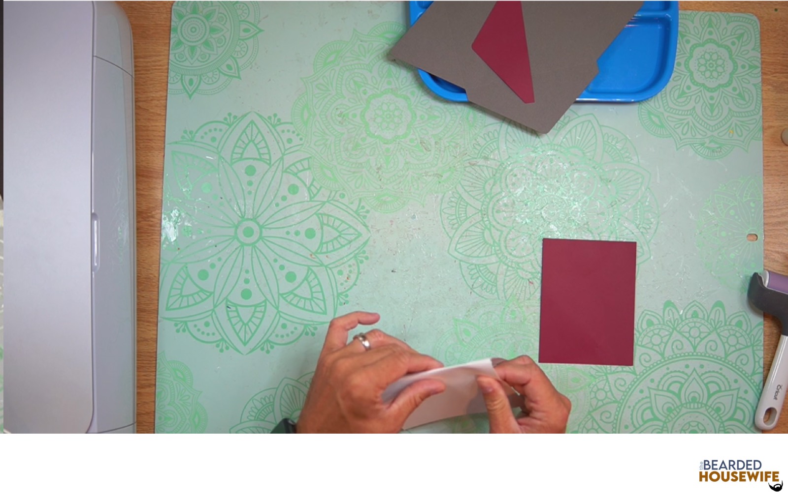 fold the card base
