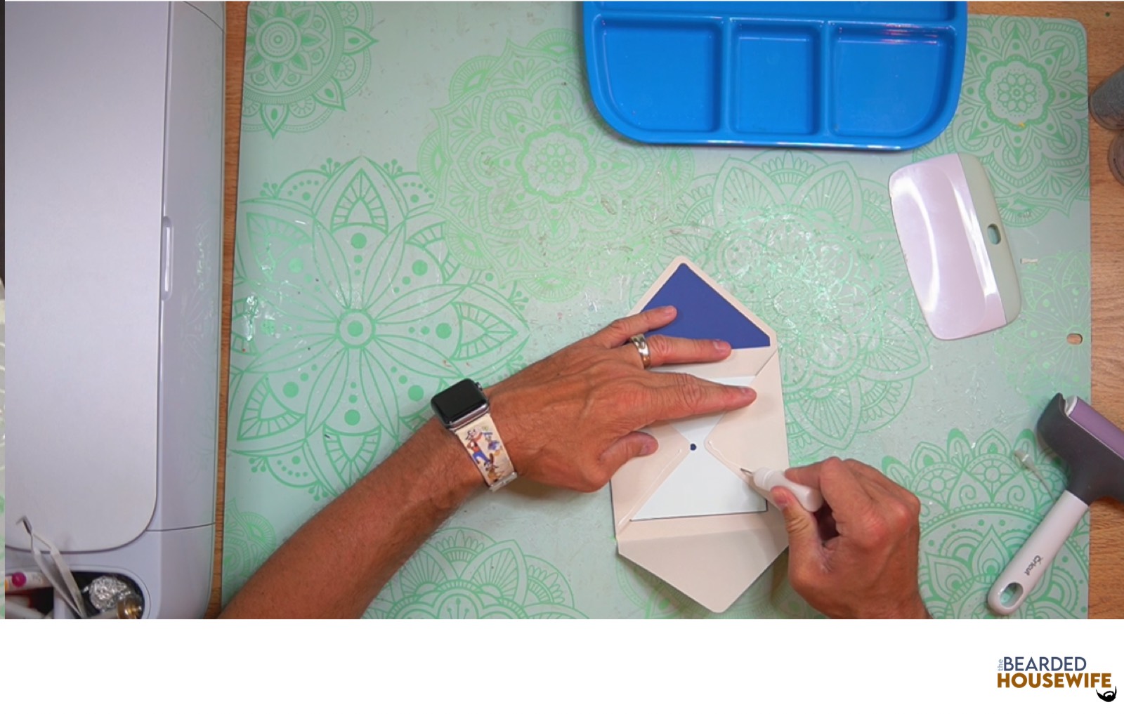 add glue to the bottom of the side flaps