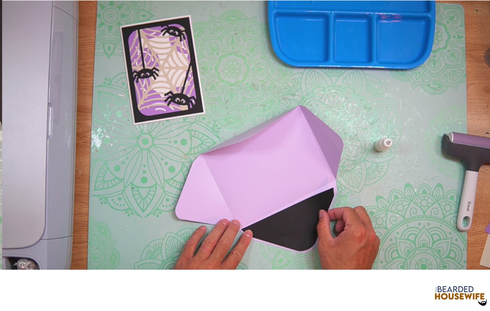 attach the inlay to the envelope