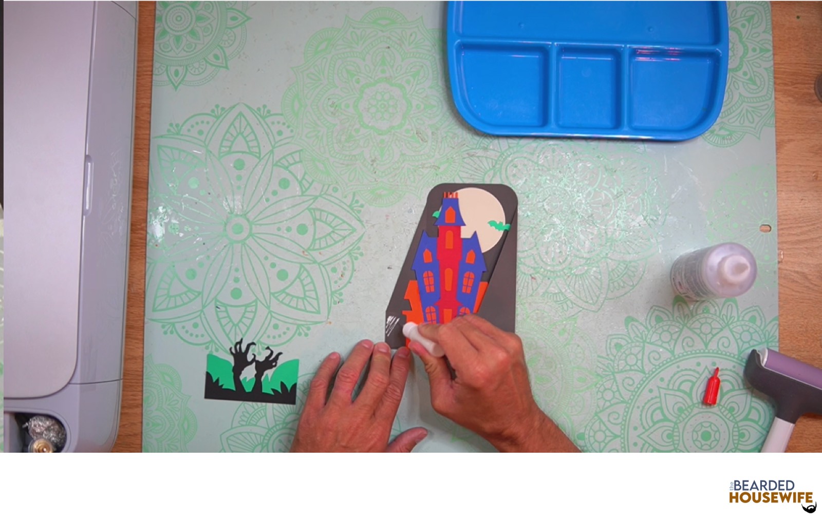 add glue to the front left tab