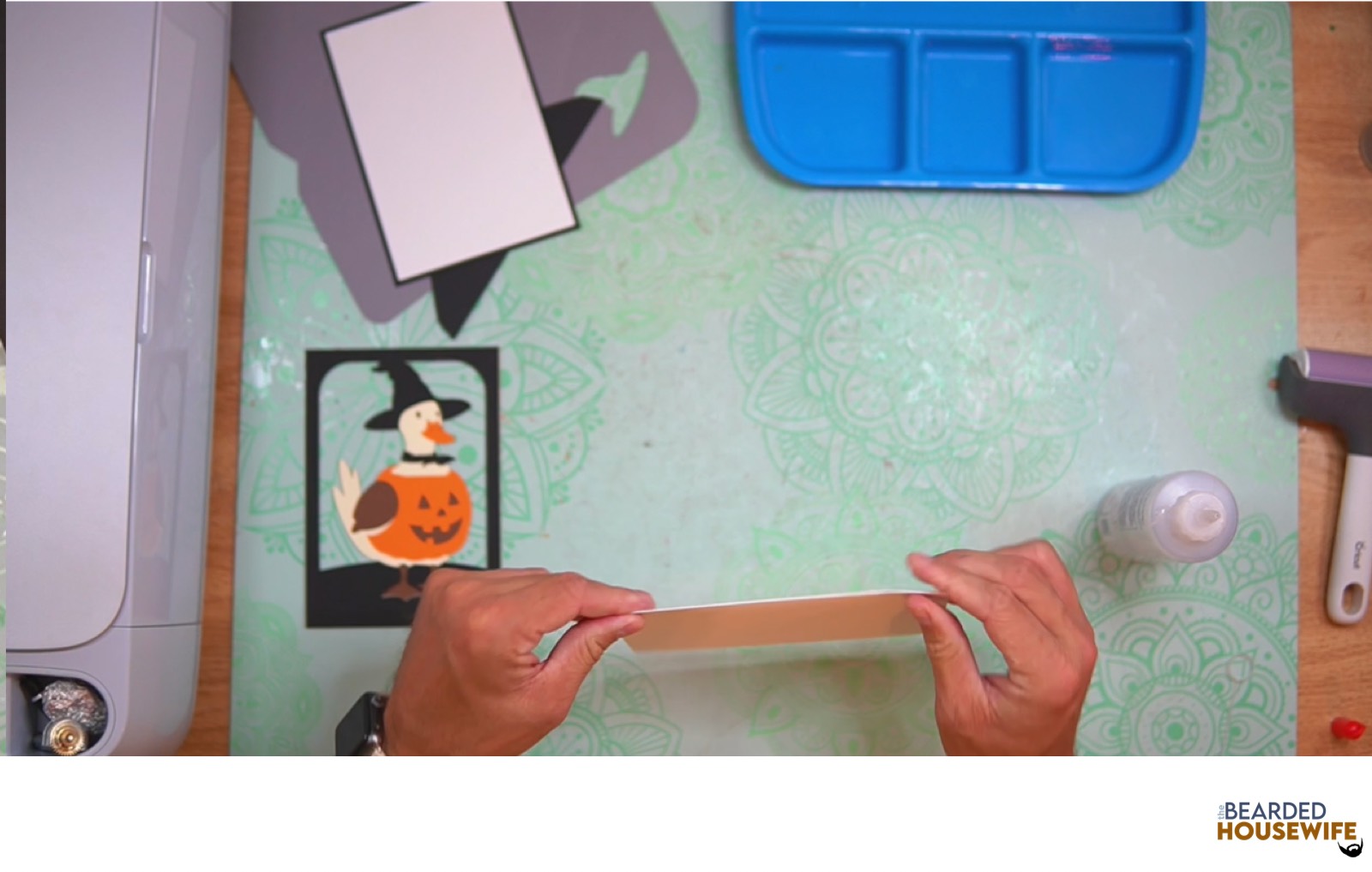 fold the card base