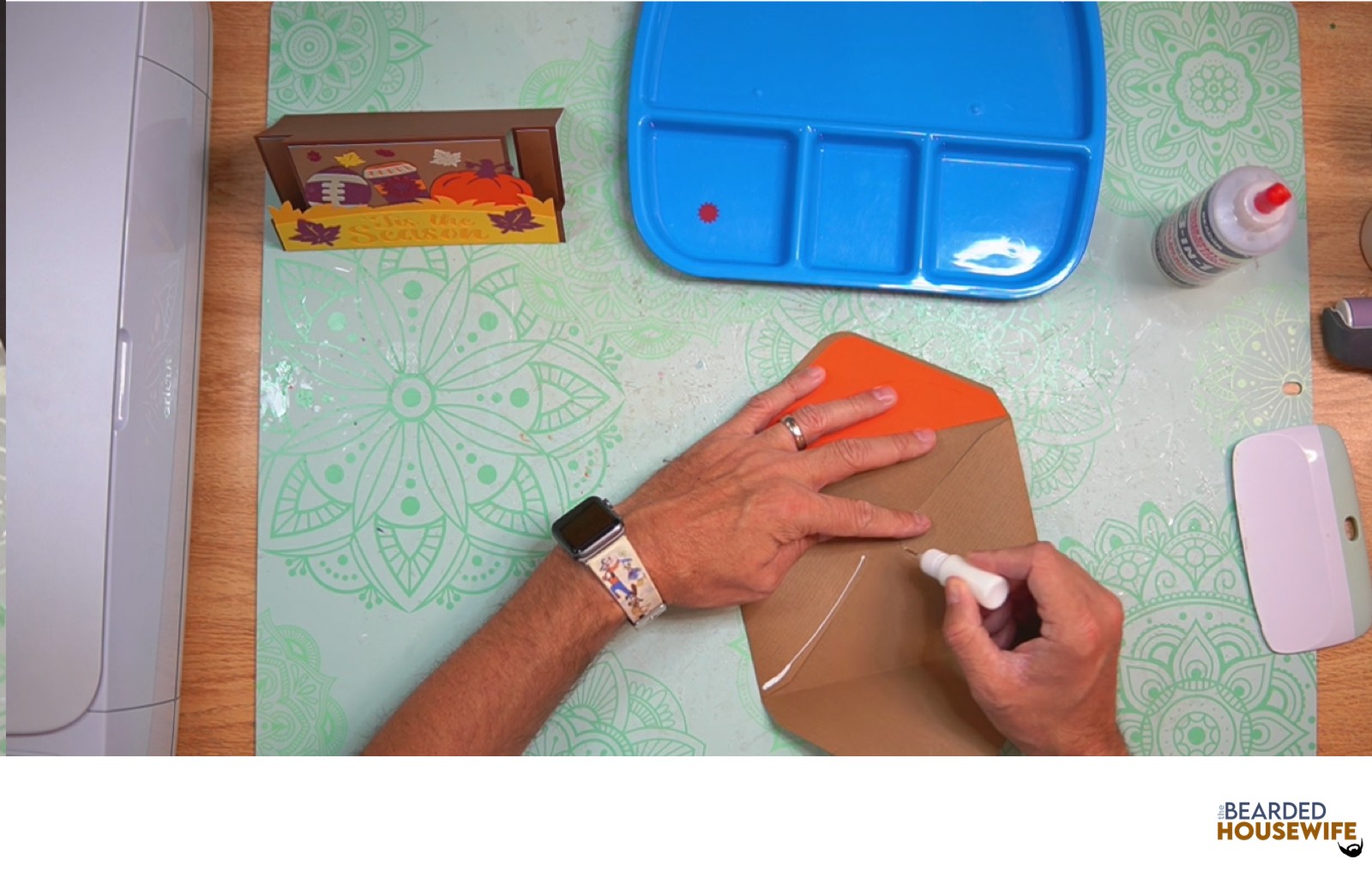 add glue to the bottom of the side flaps