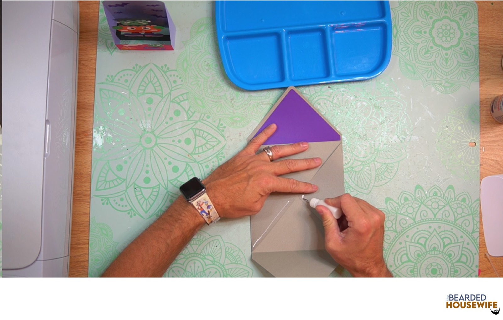 add glue to the bottom of the side flaps