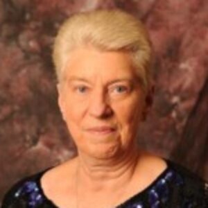 Profile photo of Lynn